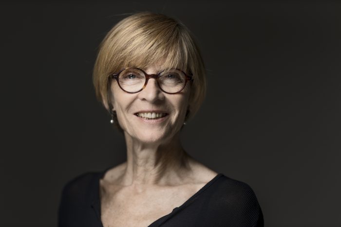 Elisabeth Plum | Om forfatteren